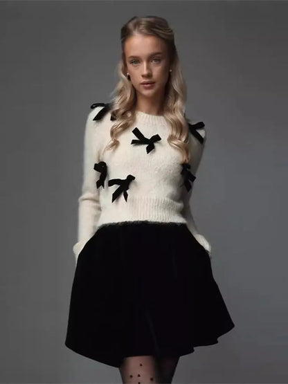 Elegant 3D Bow Round Neck Sweater