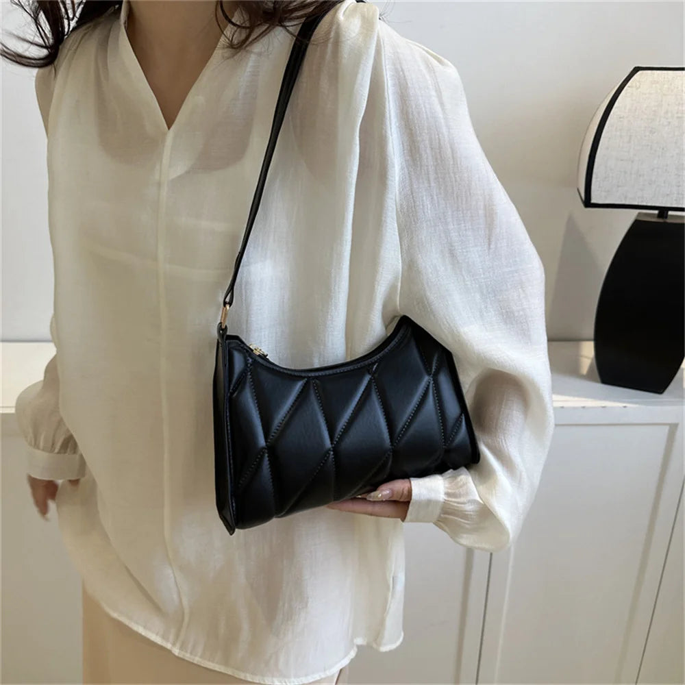 Small Fashionable PU Leather Clutch Bag